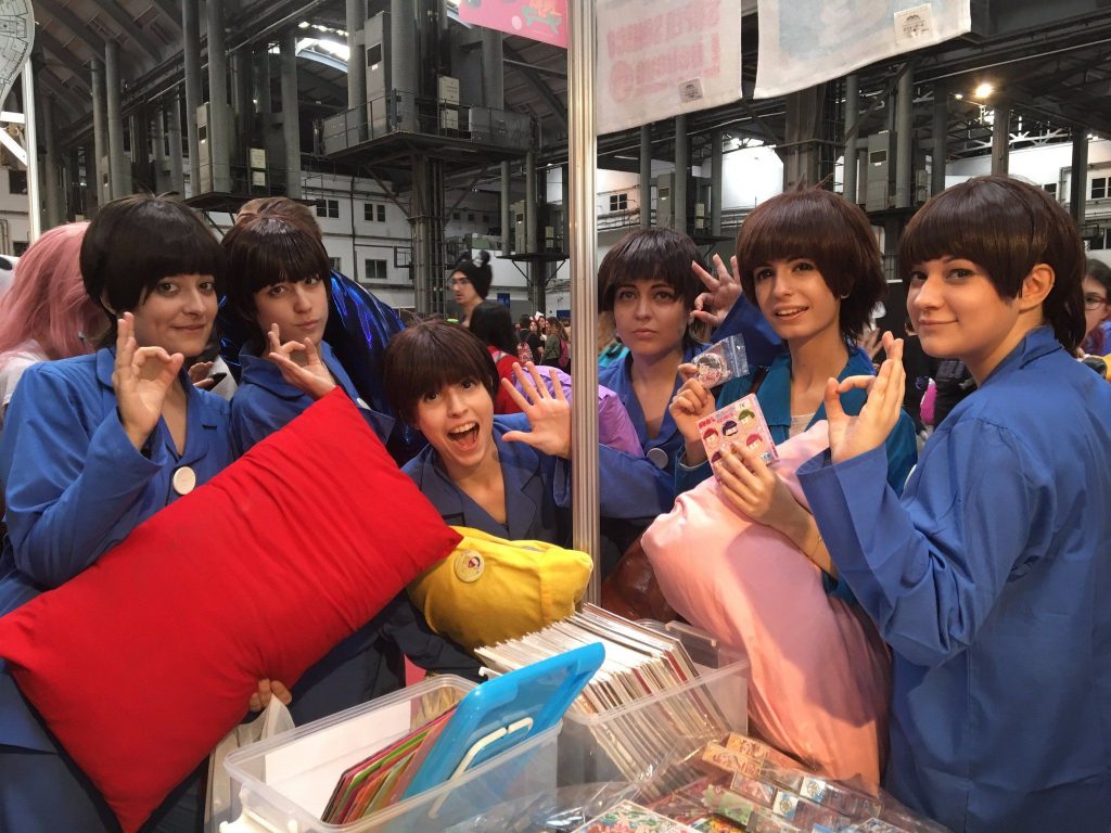 Osomatsu-san Salón del Manga